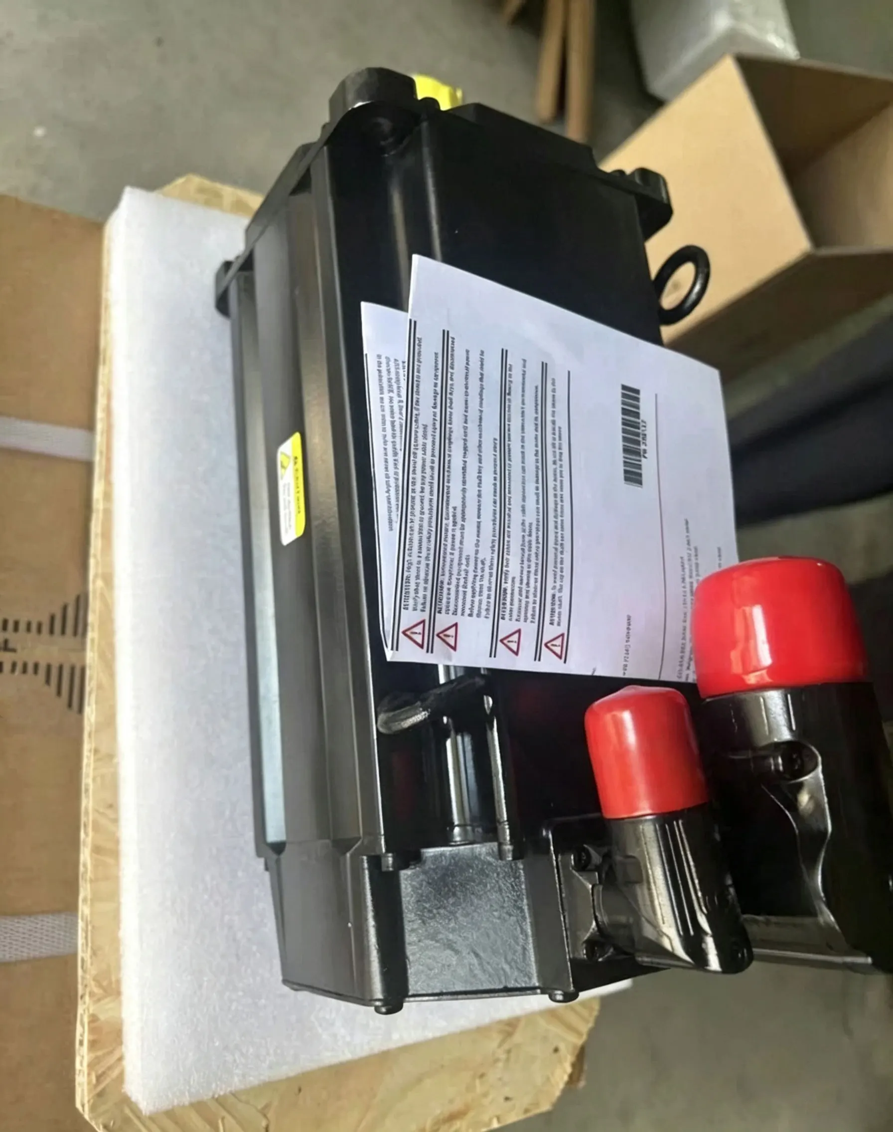 Brand new VPL-B1304E-CJ14AA VPL-B1304E-PK14AA VPL-B1304E-PJ14AA Original Servo Motor