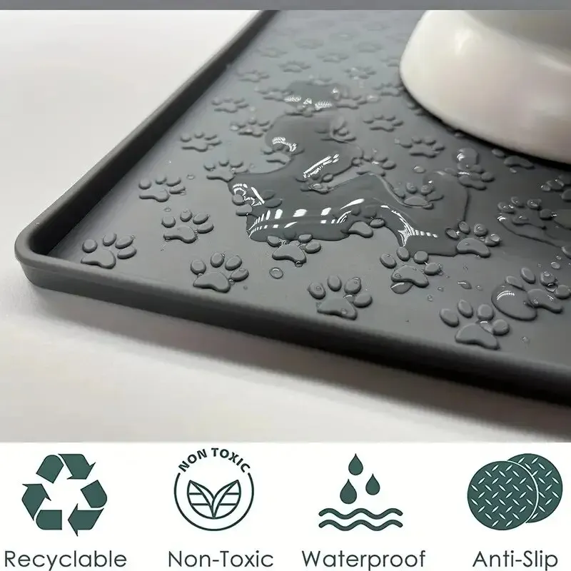 Pet Placemat Nonspill Easy to Clean Foldable Cat and Dog Feeding Mat Silicone Non-slip Waterproof Pet Mat