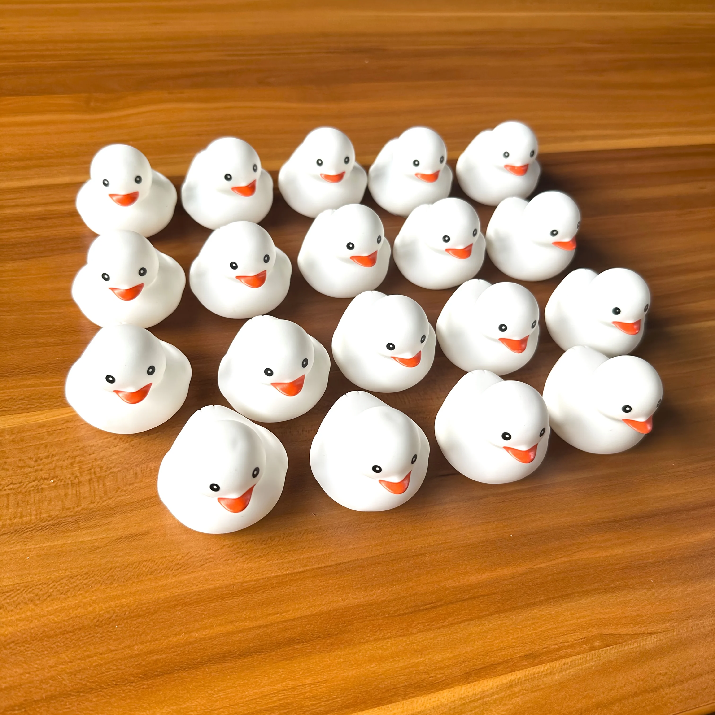 1-100Pcs White Rubber Ducks Mini Duck Party Favors Bulk Ducks Summer Pool Floating Toys Rubber Ducks Birthday