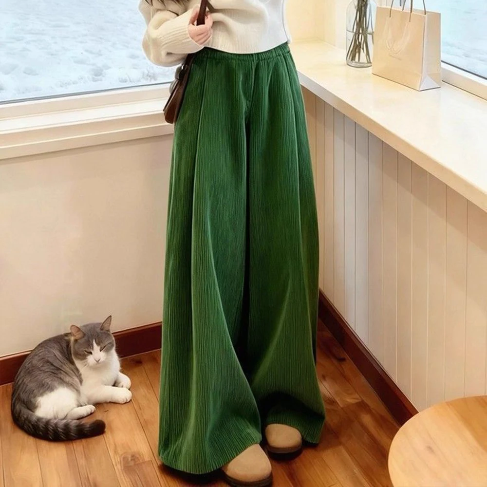 

retro lazy loose casual design feeling super good-looking 2025 autumn and winter green corduroy wide-leg pants women's clothing