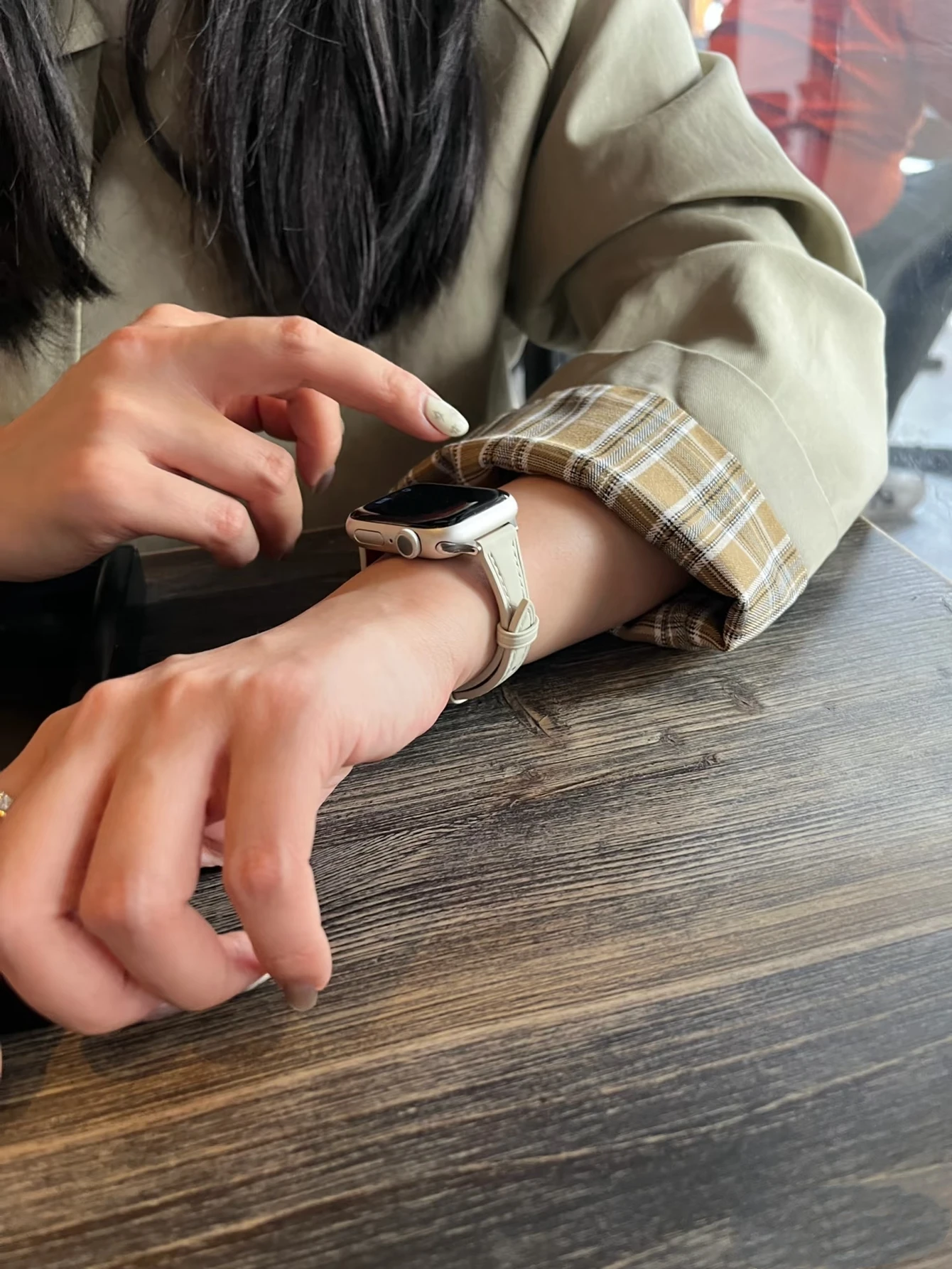 حلقة جلدية ممتازة لسوار ساعة أبل سلسلة نسائية رفيعة الترا 11/10/9/8/7/6/5/4/3 38 مللي متر 40 مللي متر 41 مللي متر 42 مللي متر 44 مللي متر 45 مللي متر 46 مللي متر حزام