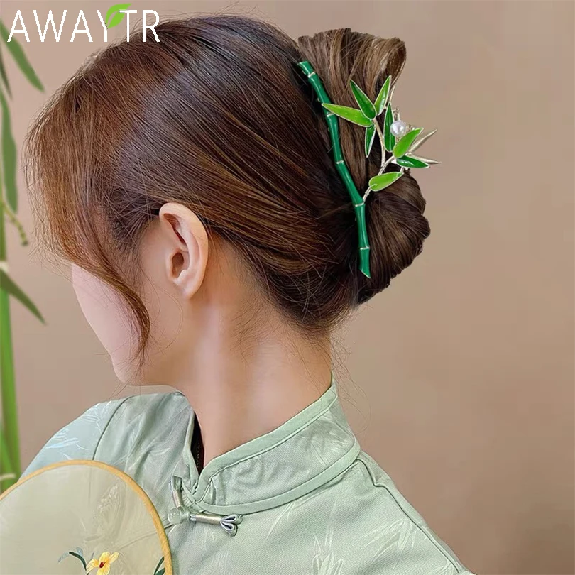 AWAYTR Women's Retro Green Bamboo Hair Clips Metal Pearl Ponytail Claw Barrettes Girl Shark Clip Hair Accessories For Woman