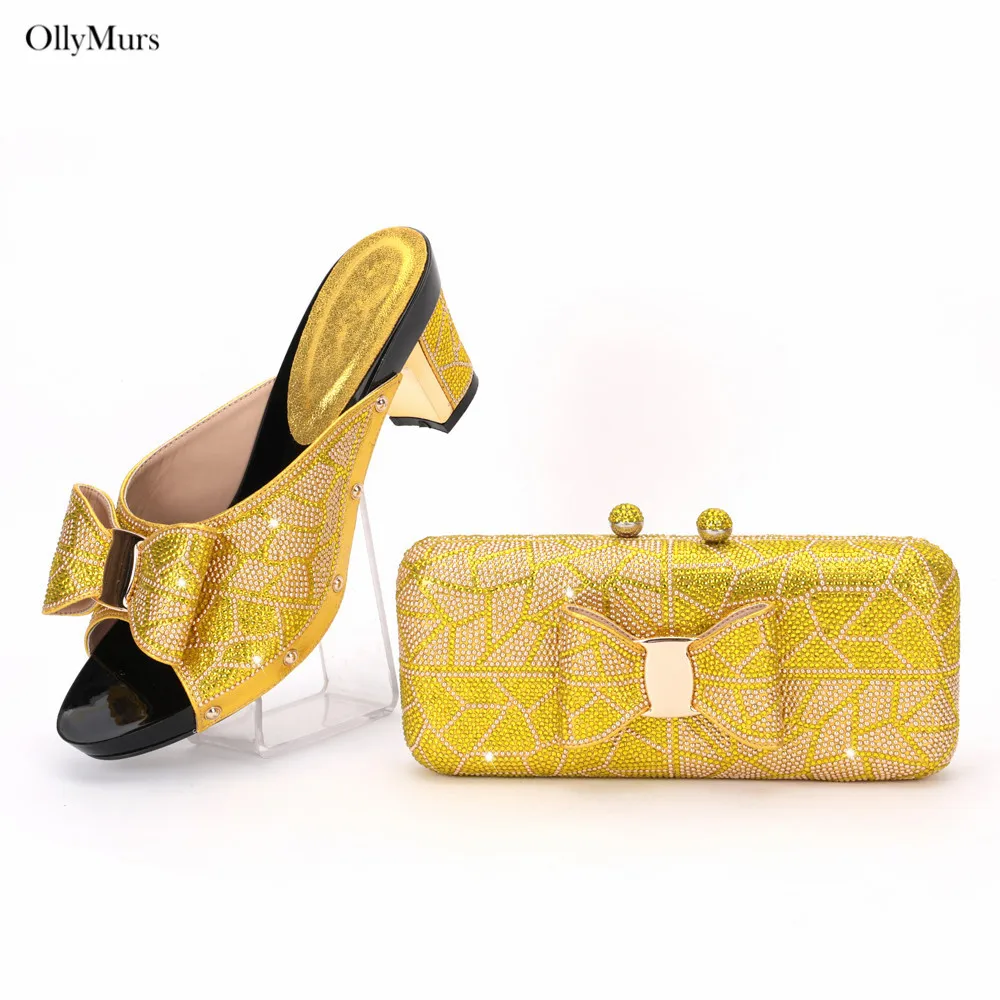 

Nigeria Fashion Rhinestone Woman Shoes And Bag Set For Party New Arrival Italian Pumps Shoes With Bag Set Large Size 38-43