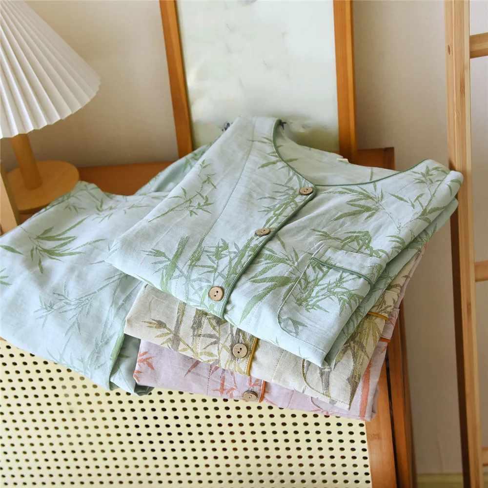 

Женские пижамы из жаккардовой хлопчатобумажной пряжи с круглым вырезом, рубашка с короткими рукавами, капри, свободная одежда для дома, пижамный костюм