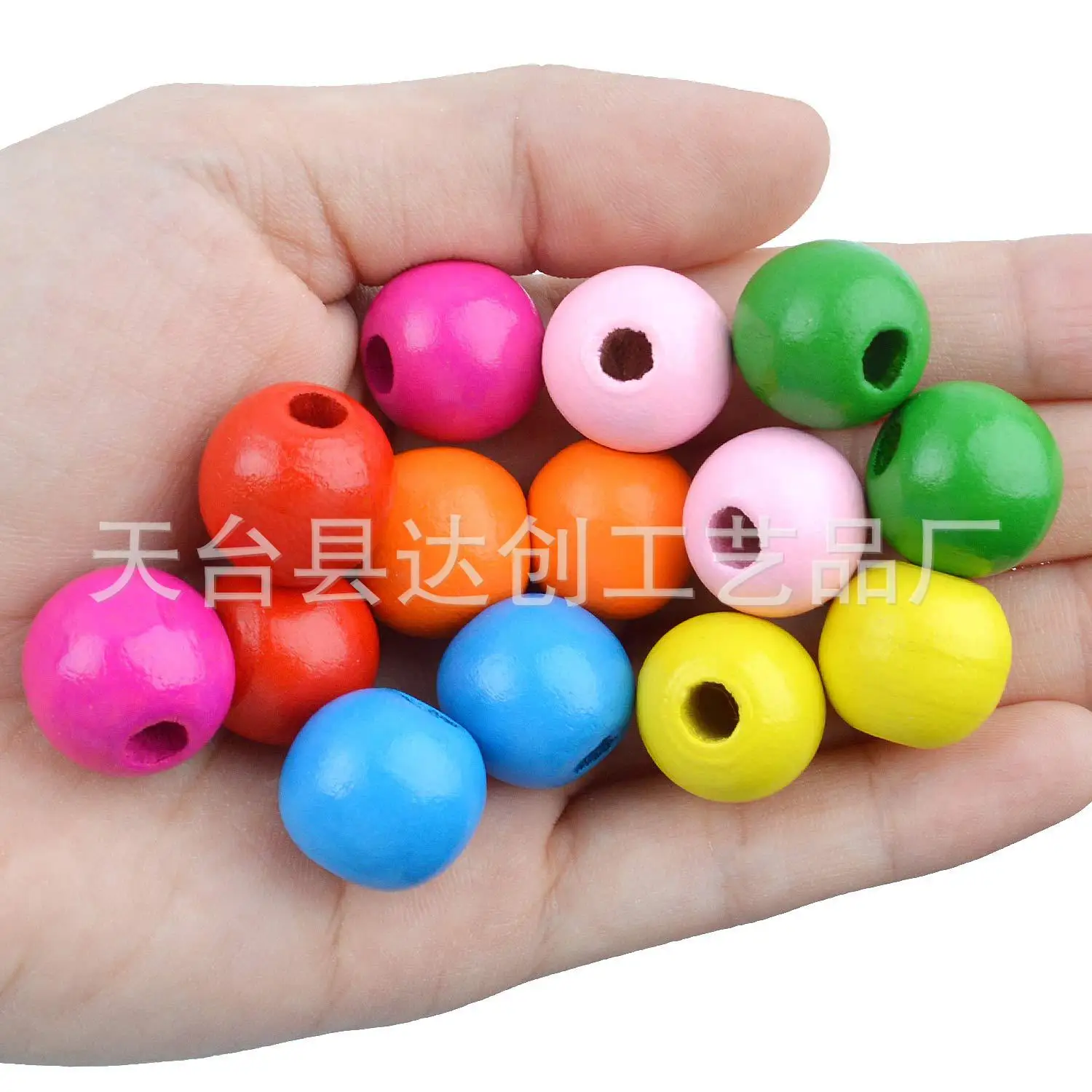 Christmas colored wooden beads hand necklace round wooden beads accessories simple handicrafts children DIY ball handmade toys