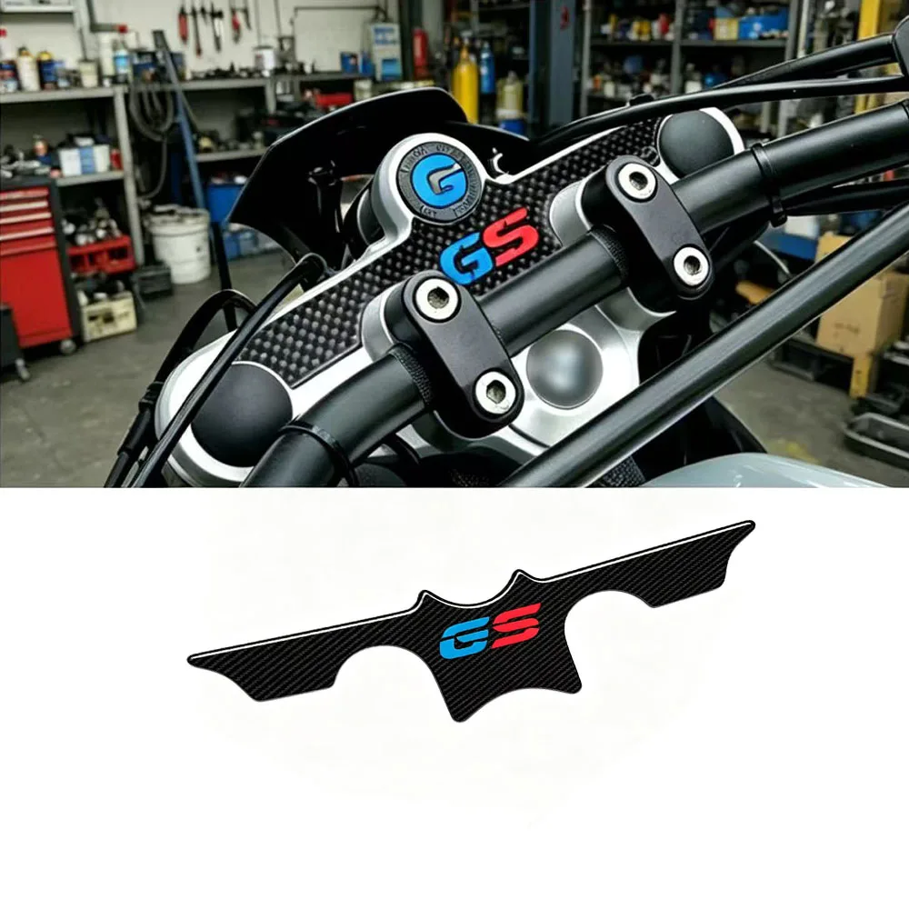FRO BMW GS R1100 and R1150 motorcycles are equipped with 3D Resin gel fork plate protection compatible with motorcycle stickers.