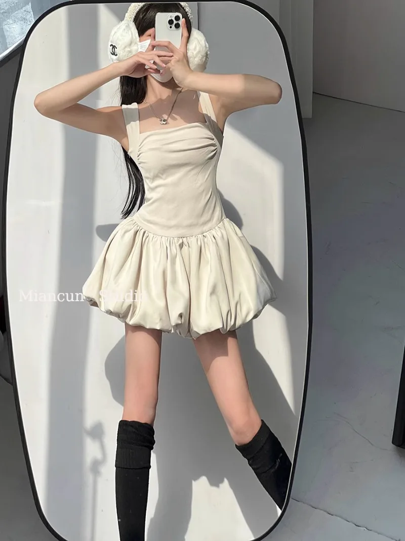 MiiiiX French Style Elegant Sweet Hot Girl Strap Dress Women's 2024 Summer Design Waist Slimming Short Ball Gown Female Clothes