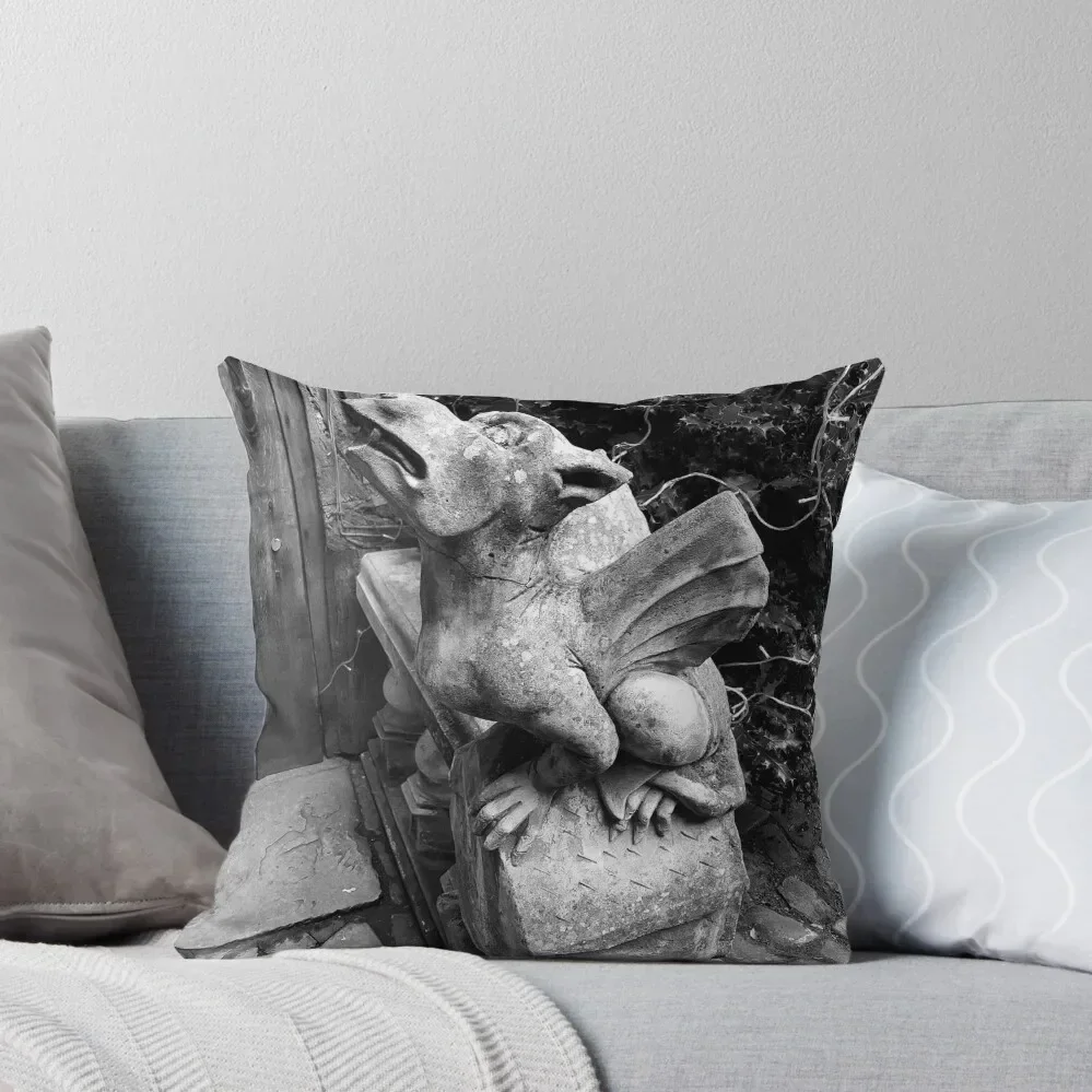 

Gargoyle Throw Pillow Christmas Pillow Covers christmas supplies Sofa Covers For Living Room Anime pillow