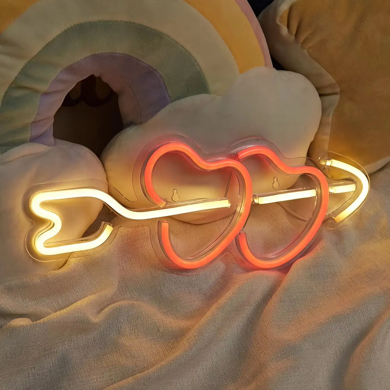Chi-buy LED Neon pierced through the heart USB Powered Neon Signs Decor Lamp Signs Birthday Gift Wall Art For Bedroom Room