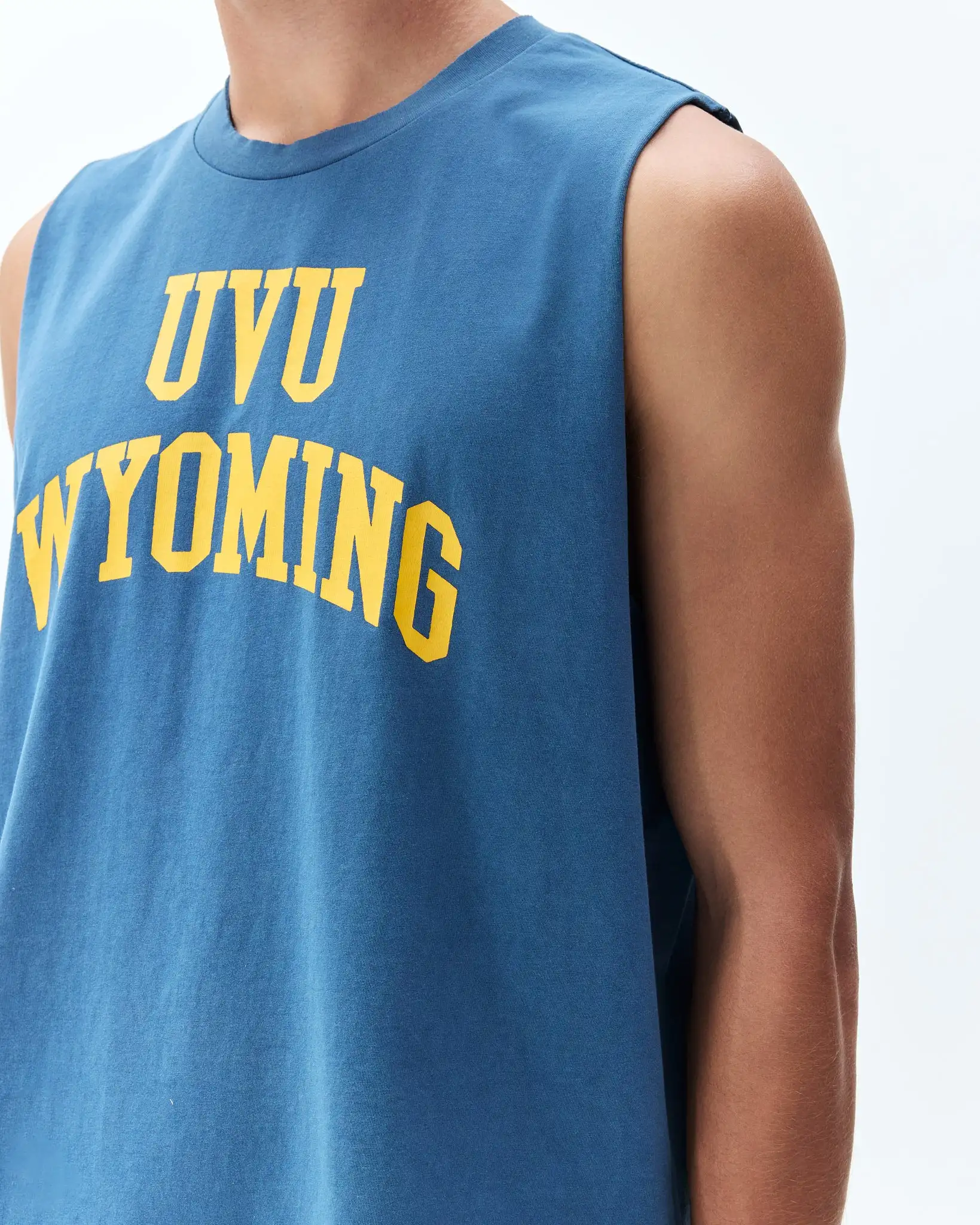uvu-26ss-wyoming-cut-off-camiseta-sin-mangas-ligera-de-secado-rapido-y-transpirable-ideal-para-correr-largas-distancias-y-entrenar