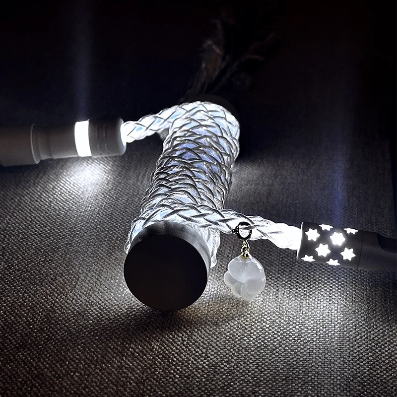 Single-crystal Copper Spiral Wire White Light All-body Optical Navigation Cable Mechanical Keyboard Cable D20 Type-c to USB-A