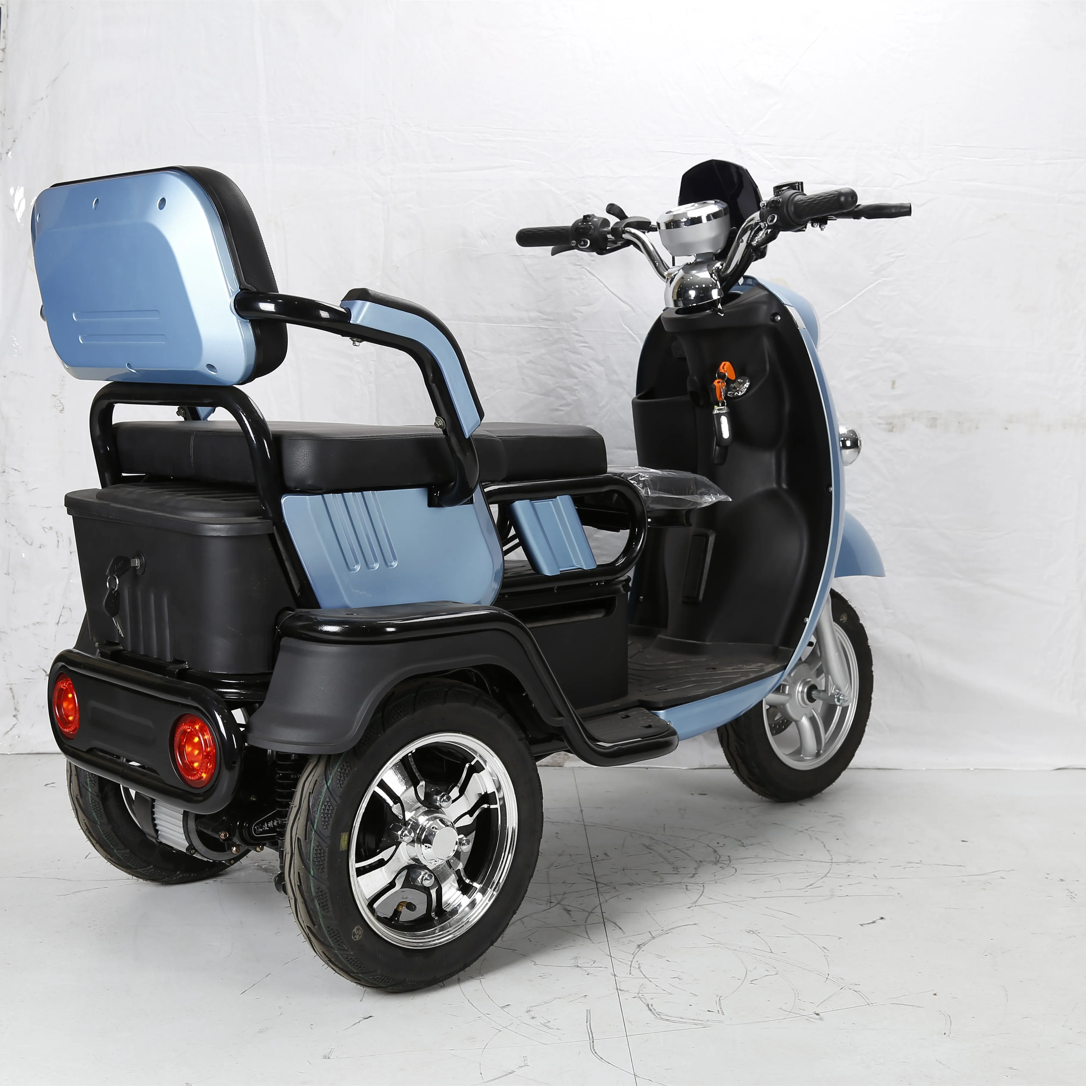 Hot Sell 3 Three Wheels Handicapped Mobility Scooter Motorcycle Electric Tricycle