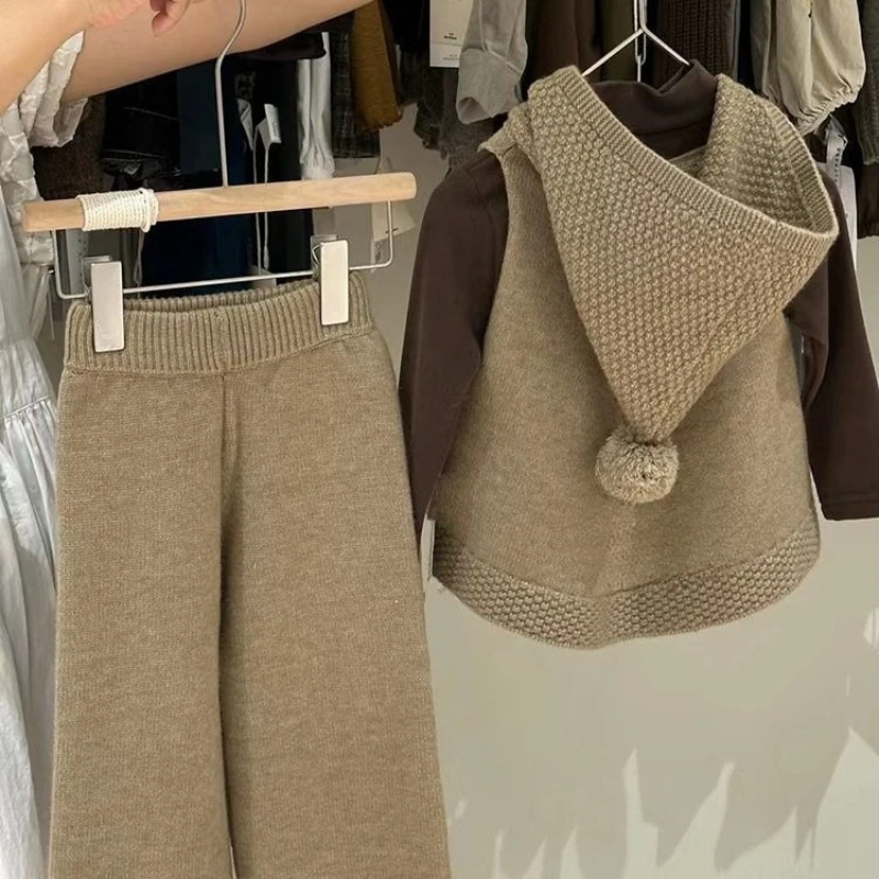 

2025 Autumn New Children's Solid Color Hooded Knitted Vest Sweater and Wide Leg Pants Knitted Two-piece Set