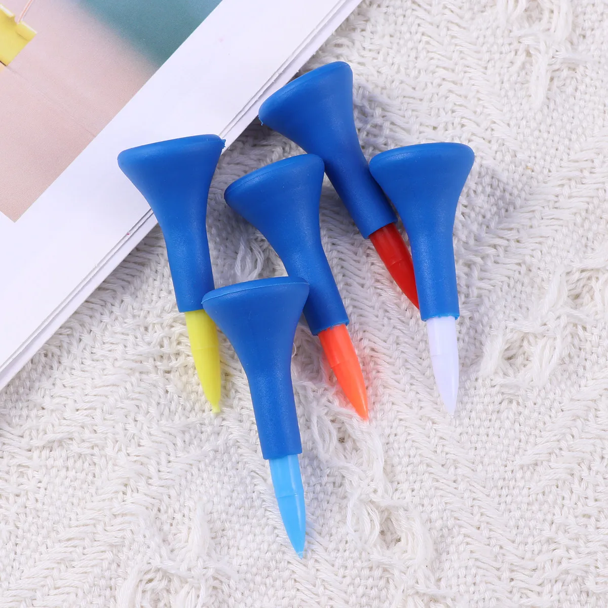 

Набор из 5 пластиковых ти для гольфа (4,2 см), модель T154, профессиональный тренировочный инструмент, многоразовое легкое компактное оборудование для занятий в помещении