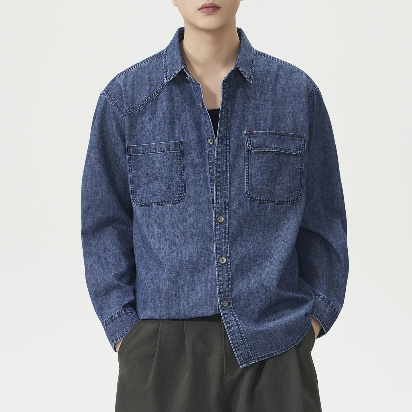 

100% Cotton Denim Shirt Men Fashion Vintage Long Sleeve Loose Casual Denim Shirt Japanese Korean Streetwear Cargo Jeans Shirts