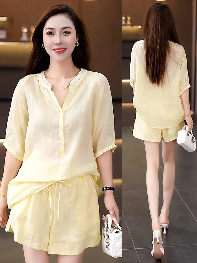 Ladies Loose Fit Summer Set Pure Color Beaded Short Sleeve Sun Protection Shirt with Belted Shorts Two Piece Fashion Ensemble