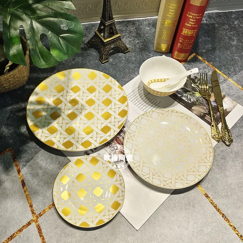 

European modern minimalist checkered Western style dining plates, hotel cutlery sets, club dining plates, gift boxes