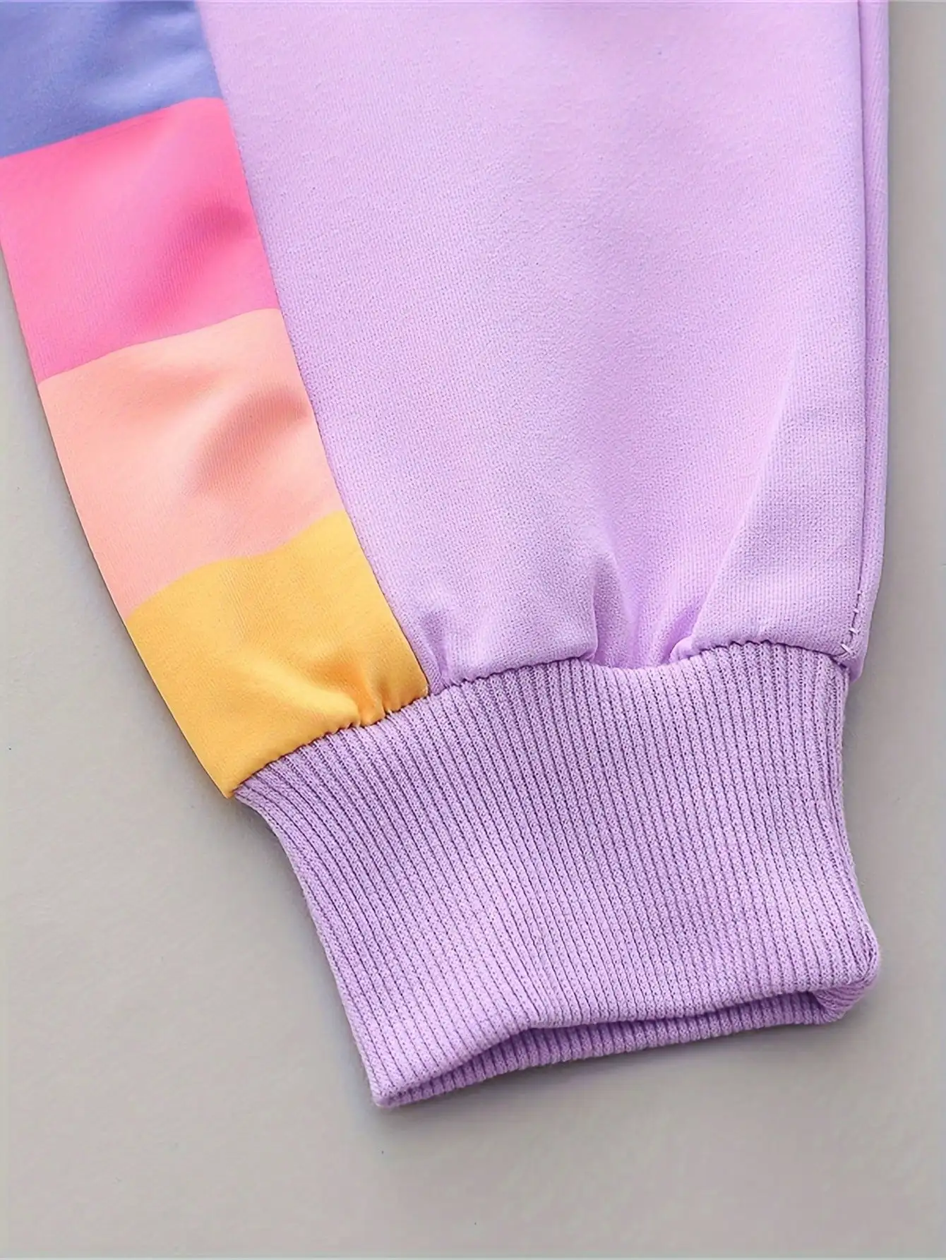 Modisches Kinder-Outfit-Set Frühling Herbst Bunte Streifen Rundhals Langarm Lange Hose Ensemble für Kinder – Detail 5