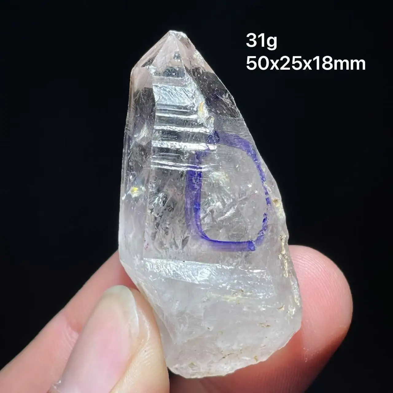 The new 100% natural Hekimeng crystal water bubble lucky stone comes from Yunnan