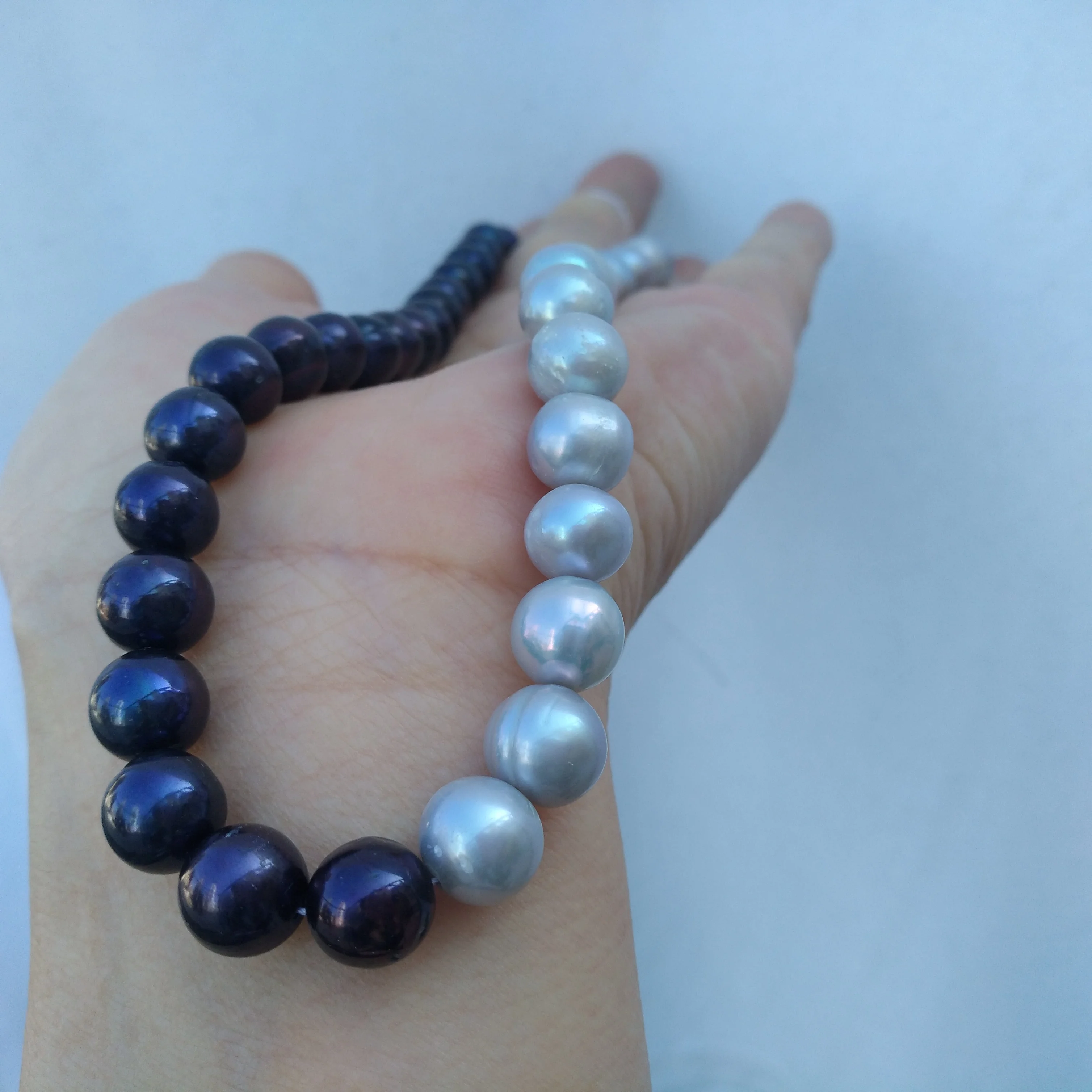 

Classic Natural 8-9mm South Sea black Gray South Sea Pearl Necklace 17inch