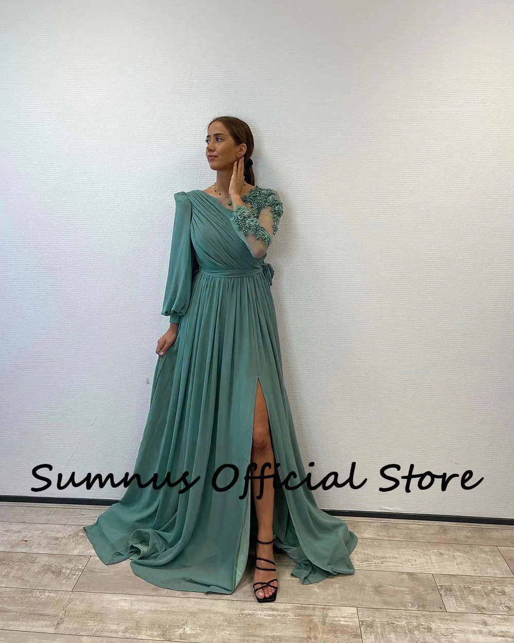 Sumnus eleganti abiti da sera arabi sauditi perline Appliques abiti formali a maniche lunghe in Chiffon con spacco laterale Dubai Prom Party Dress