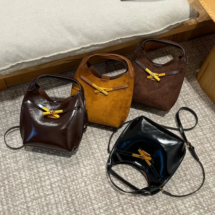 

Classic Ladies Crossbody-Bag And Popular Fashionable Diaper Bags For Commuter Elegant Leather Handbag