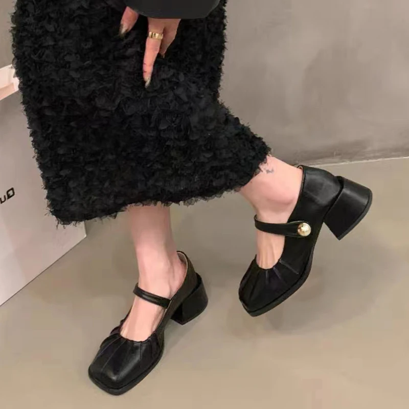 French Square Head Mary Jane Shoes Women Mid Heel Single Shoes 2024 New Retro Elegant One Line Buckle party pumps Women Shoes