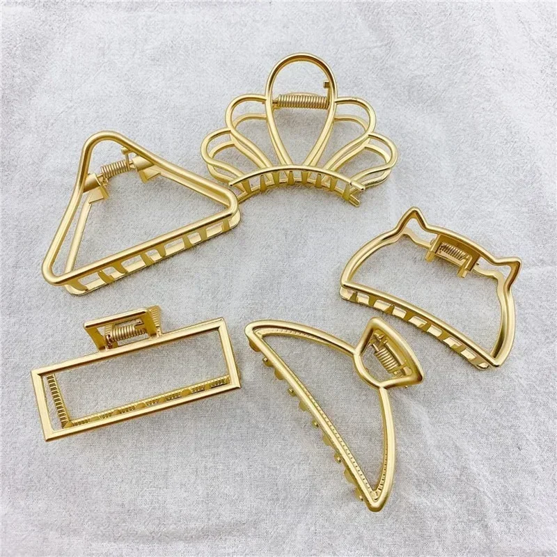 Alloy Metal Geometr…