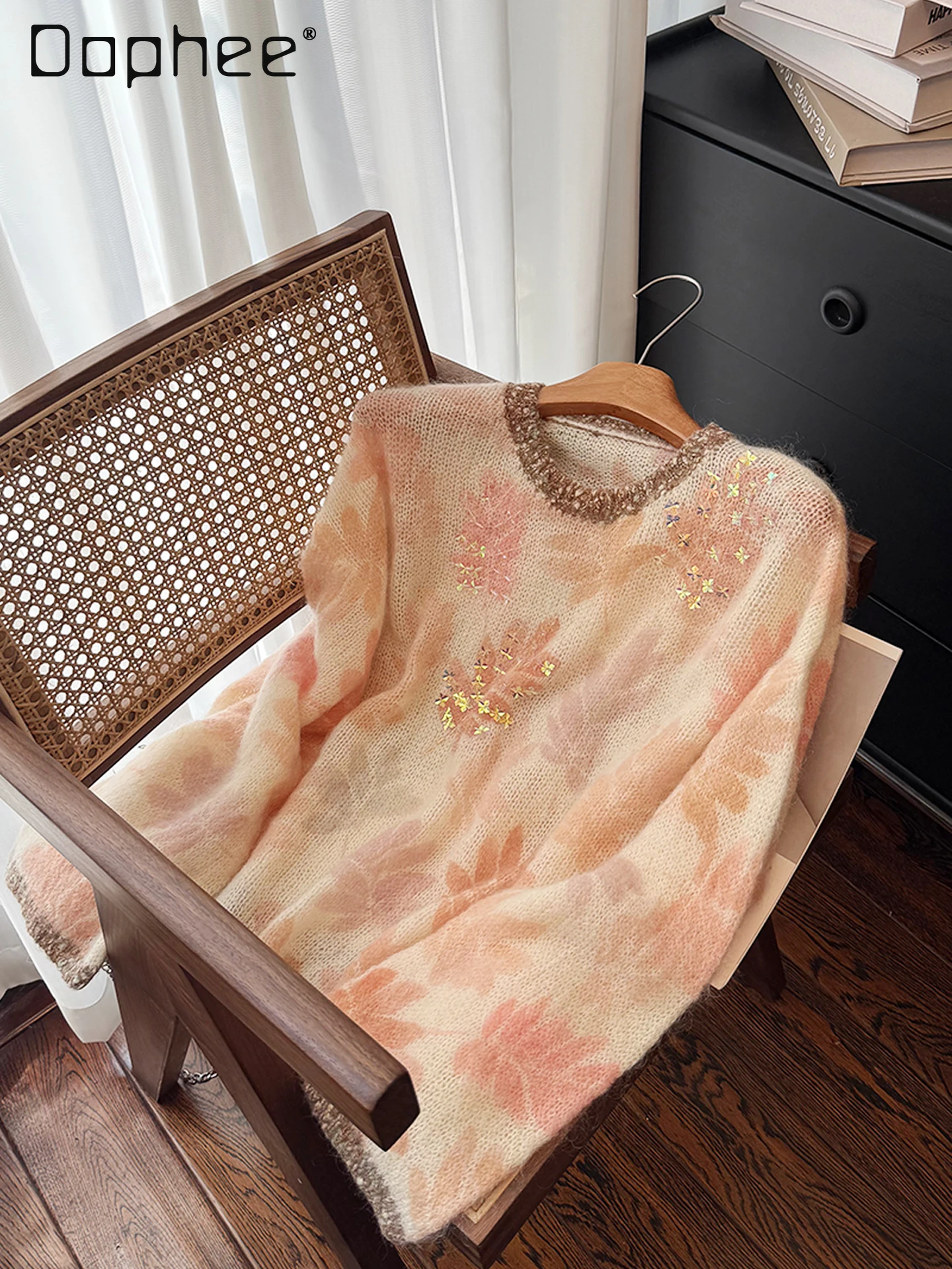 Alpaca Wool Color-Block Shiny Sequin Jacquard Round Neck Long Sleeve Soft Knitted Sweater Women Autumn Korean Fashion Sweater