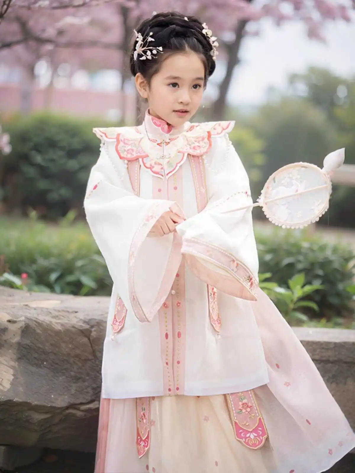nouvelle-tenue-hanfu-pour-fille-2024-style-printemps-automne-costume-feerique-ancien-style-national-pour-enfants-tenue-tang-petite-fille-style-dynastie-ming