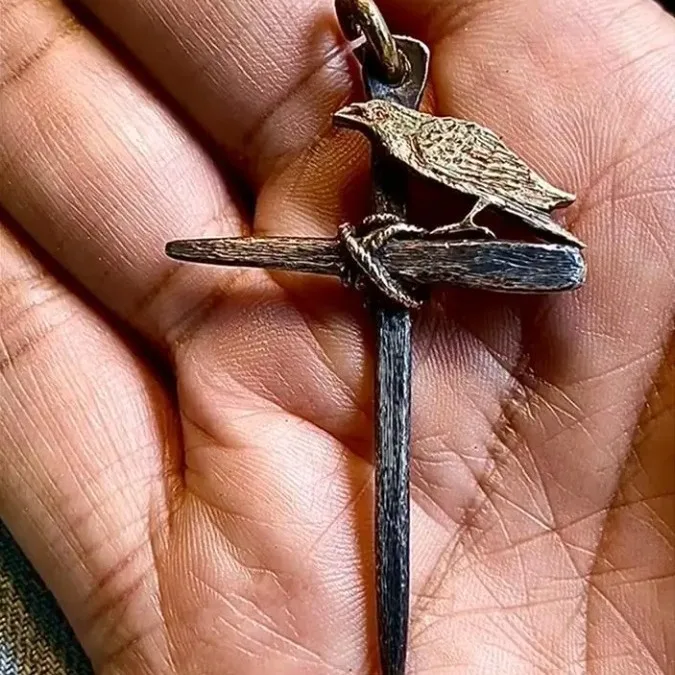 Retro British Gothi…