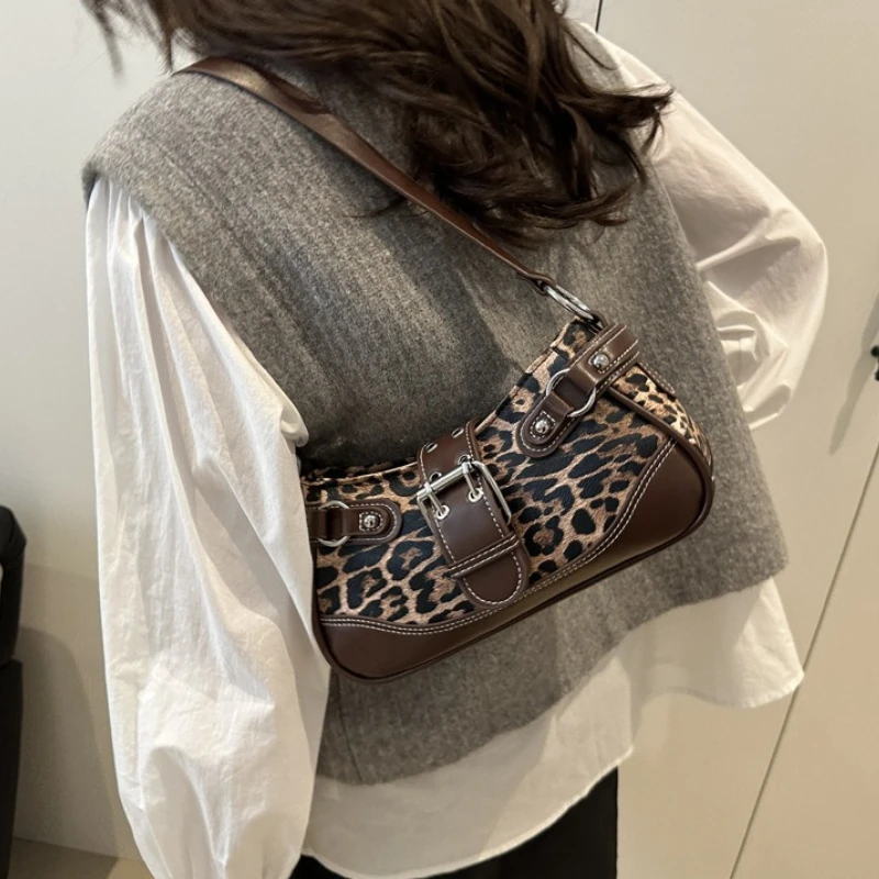 

Vintage Leopard Print Shoulder Bag with Faux Leather Trim Silver Buckle Handbag,Y2K Style Casual Purse Fashion Underarm Bag