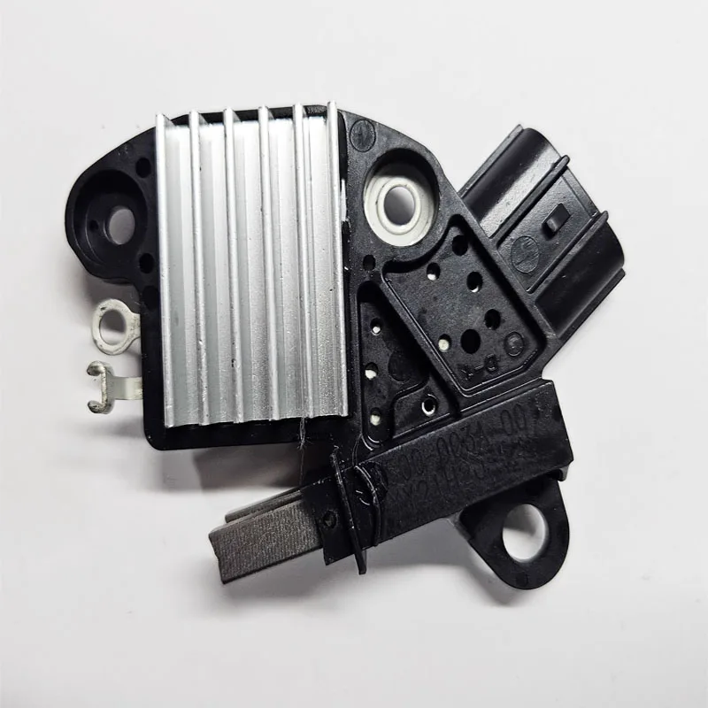 

Generator regulator For Chery A3 A5 E5 E3 Fuwin Cowin Tiggo 005-003A