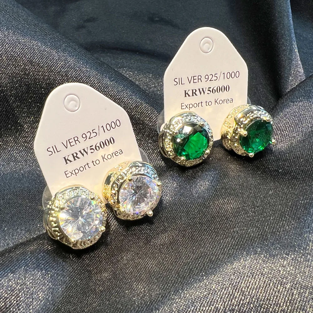 

925 silver needle new white green pearl stud earrings female niche design sense high-end cold style temperament earrings