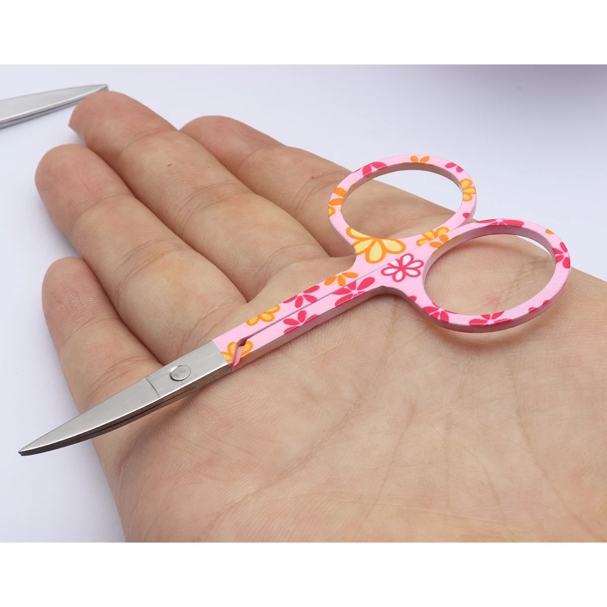 EasyNail 1pcs Pink Flower surface Straight Head Professional Cuticle Manicure Pedicure Nails Scissors eyebrow