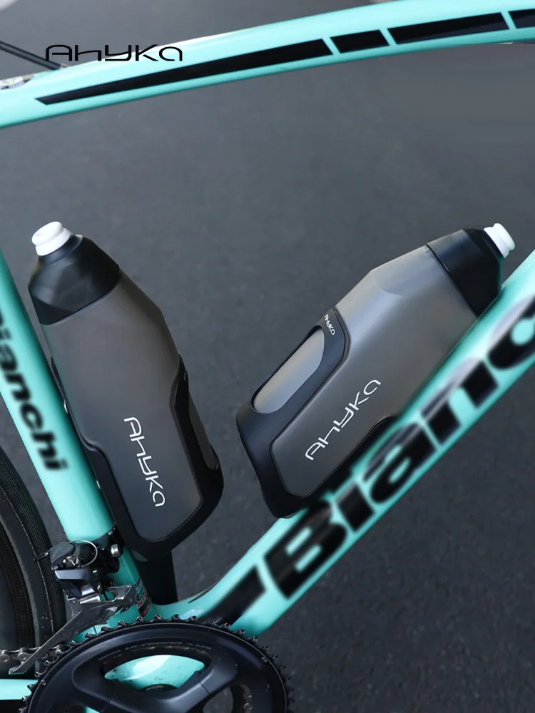 AliExpress AHYKA AhyKa PRO Bicycle Aerodynamic Water Bottle Bracket Set 600ml Bike Water Bottle Road MTB Bike Frame Down Tube Riding Water Kettle