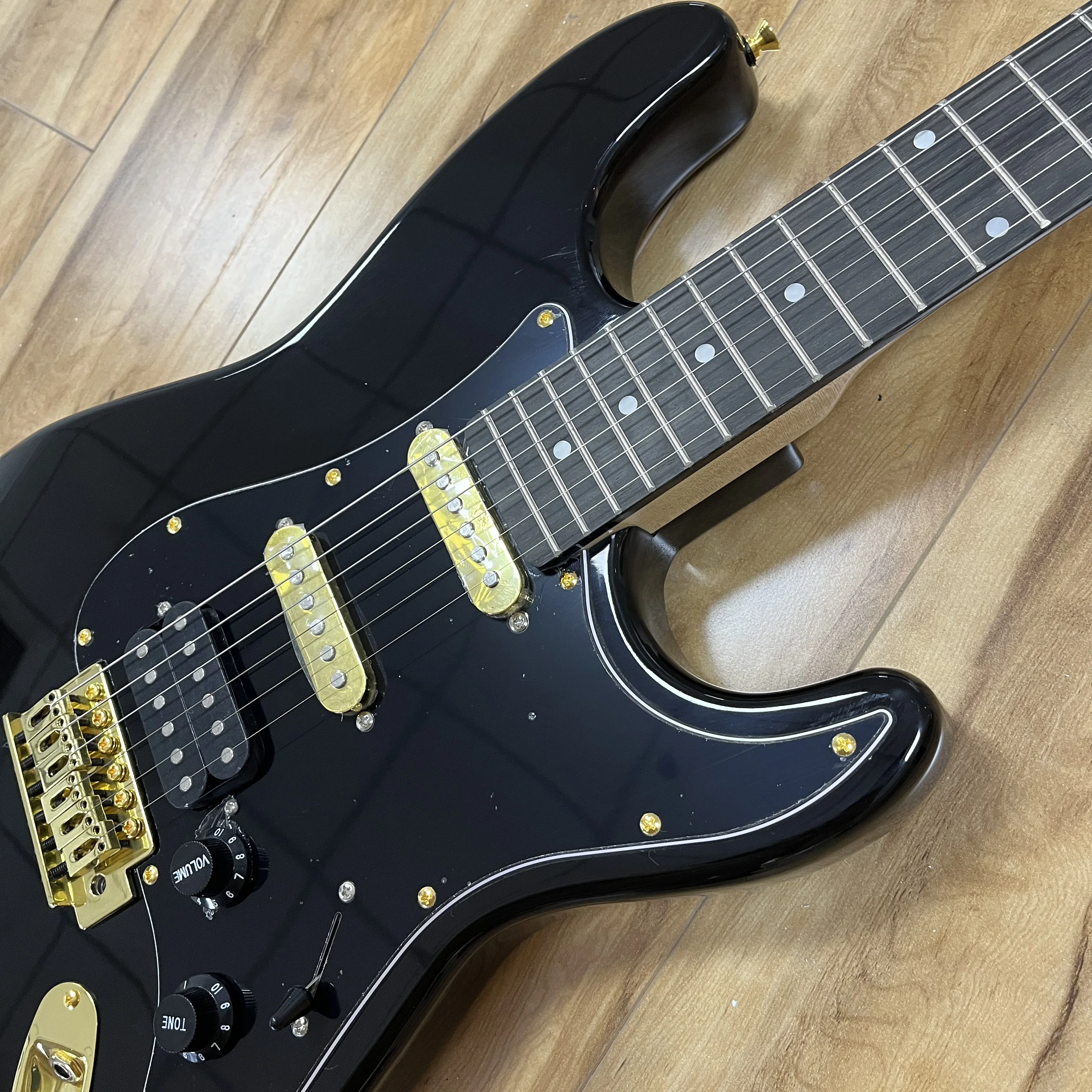 Black Electric Guitar Cherry Wood Body Gold Bridge Accessories  SSH Pickups 22 Frets 6 Strings, Rosewood Fingerboard. Theme Guitar Gift. US Warehouse Stock. Free Shipping. view 5