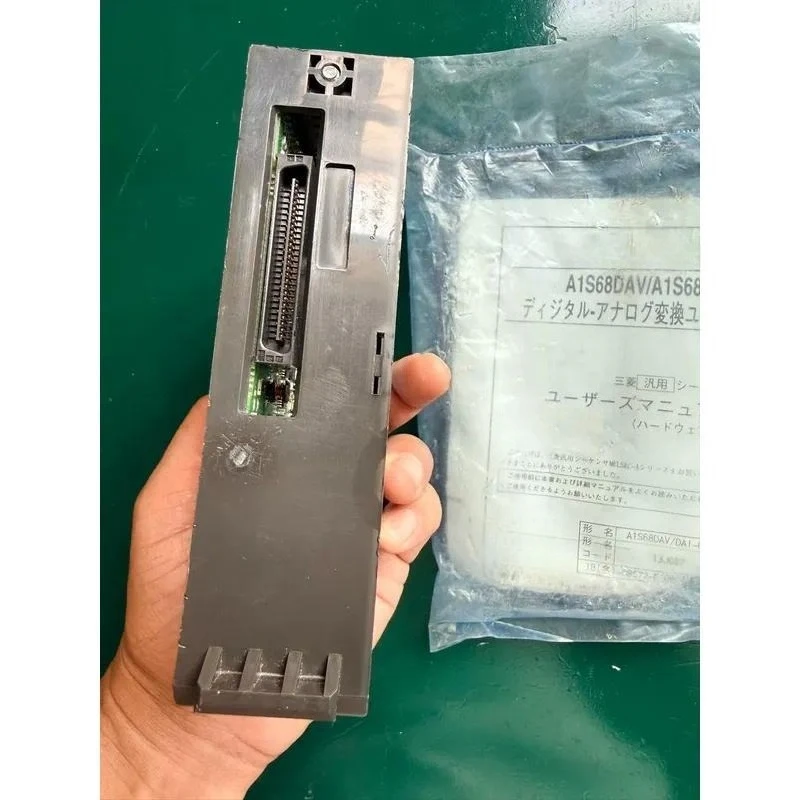 Disassembly: D/A Conversion PLC Module Suitable for A1S68DAI, 4-20mA