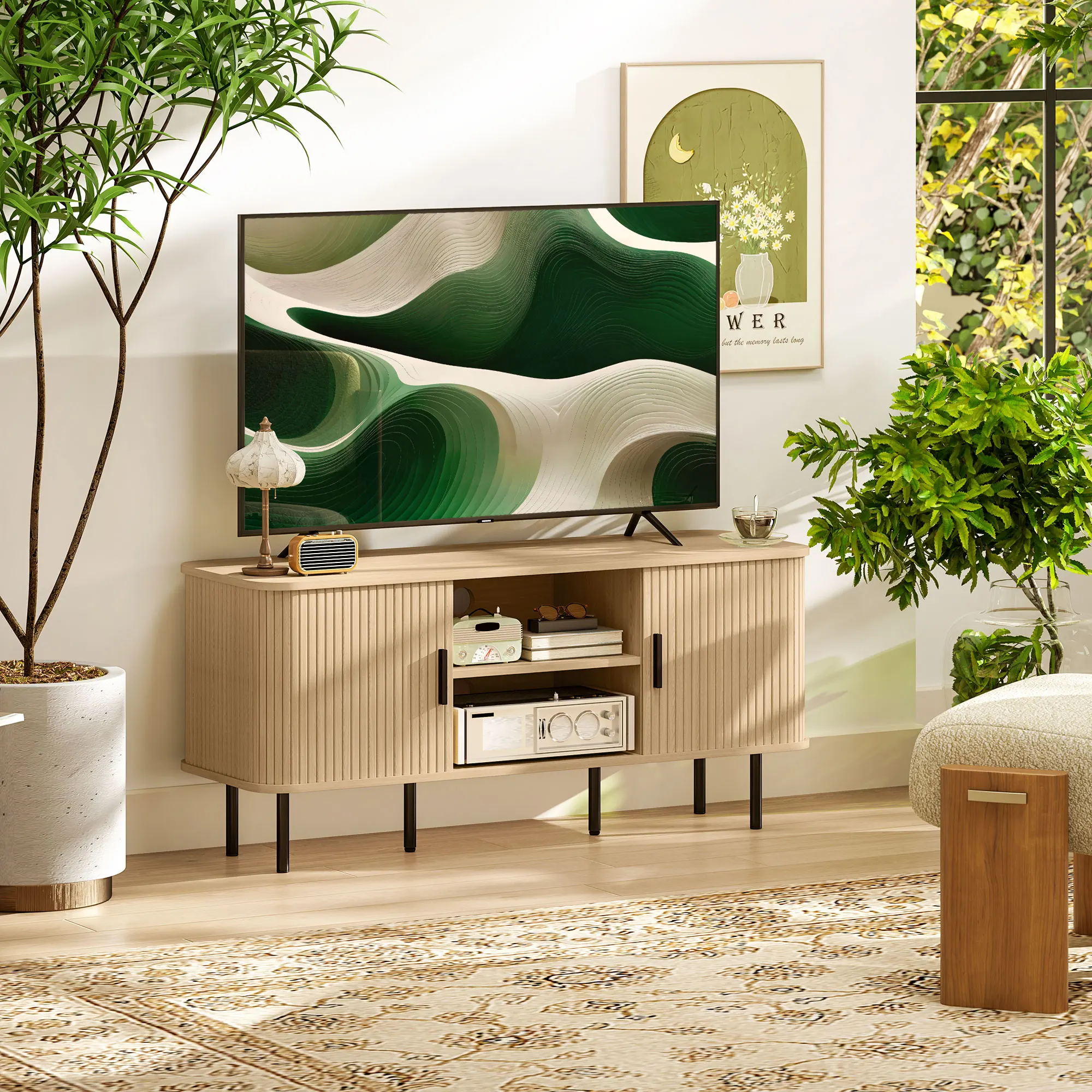 Mueble de TV de diseño escandinavo con 2 puertas de listones para televisores de hasta 55 pulgadas cm en tono roble