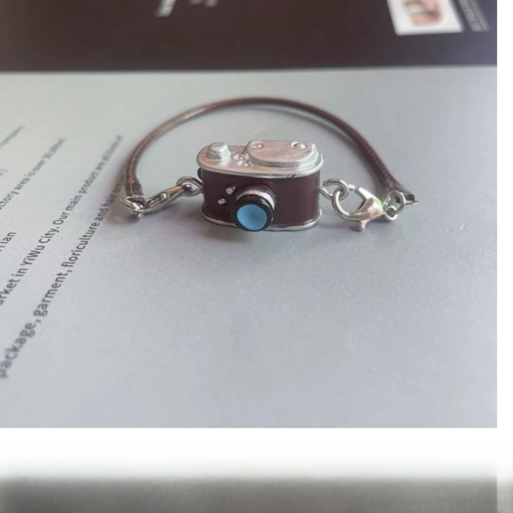 Ature Reatic Camera…