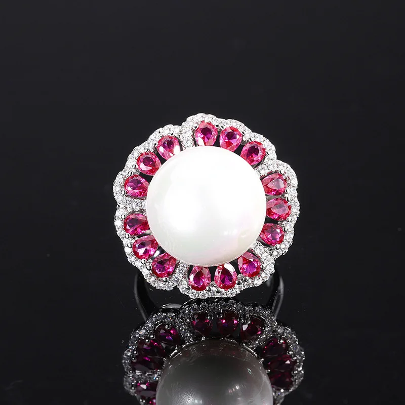 New High-end Jewelry Inlaid with White Shell Beads and Light Flower Stamens for Women Fashion Ring Pendant Set Beads 16mm