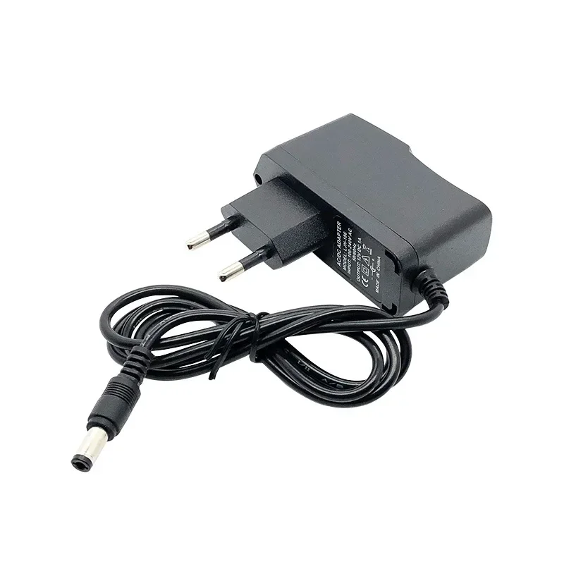 Adaptador convertidor de CA, fuente de alimentación con enchufe europeo, cargador de 5,5mm x 2,5mm (2,1mm) con lámpara, CC 3V2A 5V2A 6V 2A 9V 12V 0.5A 500mA 15V 1A