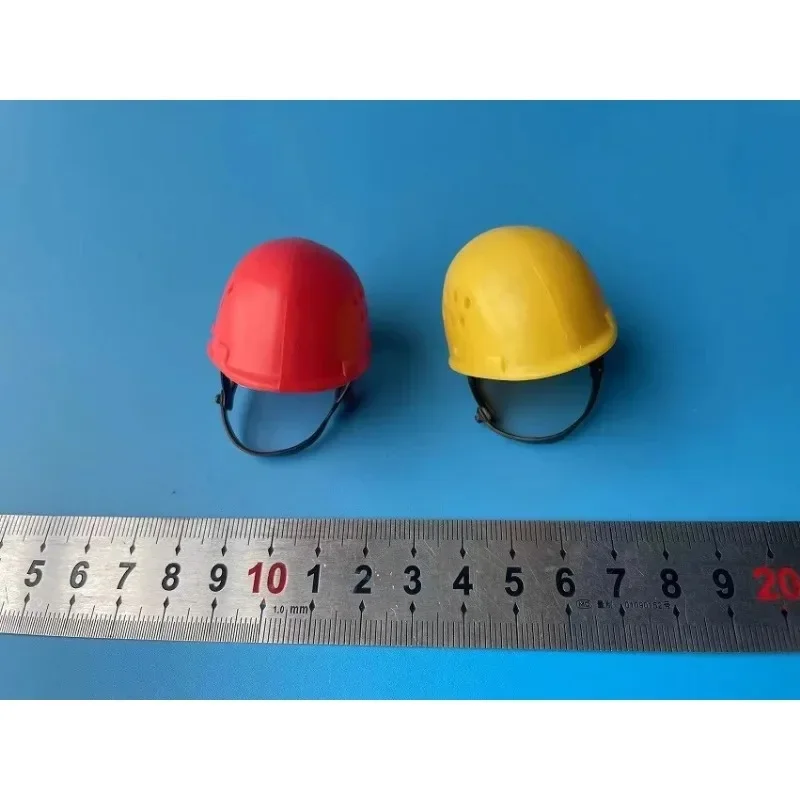 Koperta w skali 1/6, nowoczesny wojenny hełm bojowy wojskowy, plastikowy kapelusz kamuflażowy, model dla 12-calowej figurki akcji.