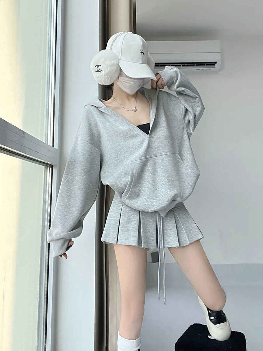 

American Style Hooded V-Neck Sweatshirt Set Women's High Waist Slimming Pleated Short Skirt Two-Piece Set Long Sleeve Autumn ...