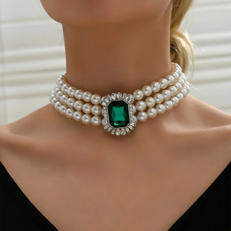 

Elegant multi-layer Pearl green crystal necklace clavicle chain choker wholesale