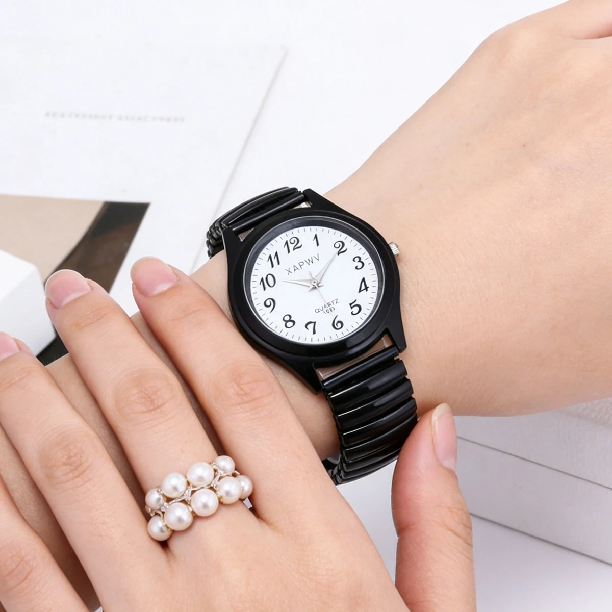 Casual Style Couple's Watch, Precise Quartz Movement, Clear Digital Dial, Comfortable Elastic Steel Band Wristwatch