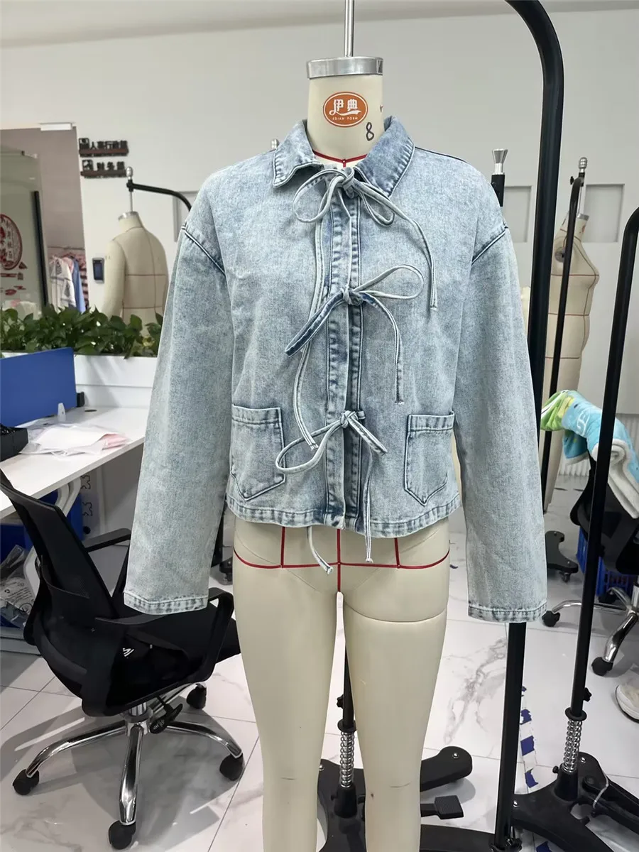 Women's Bow Tie UP Front Denim Jacket Autumn Long Sleeve Turn Down Collar Coat Shacket Tops Shirt with Pockets Cowboy Outerwear