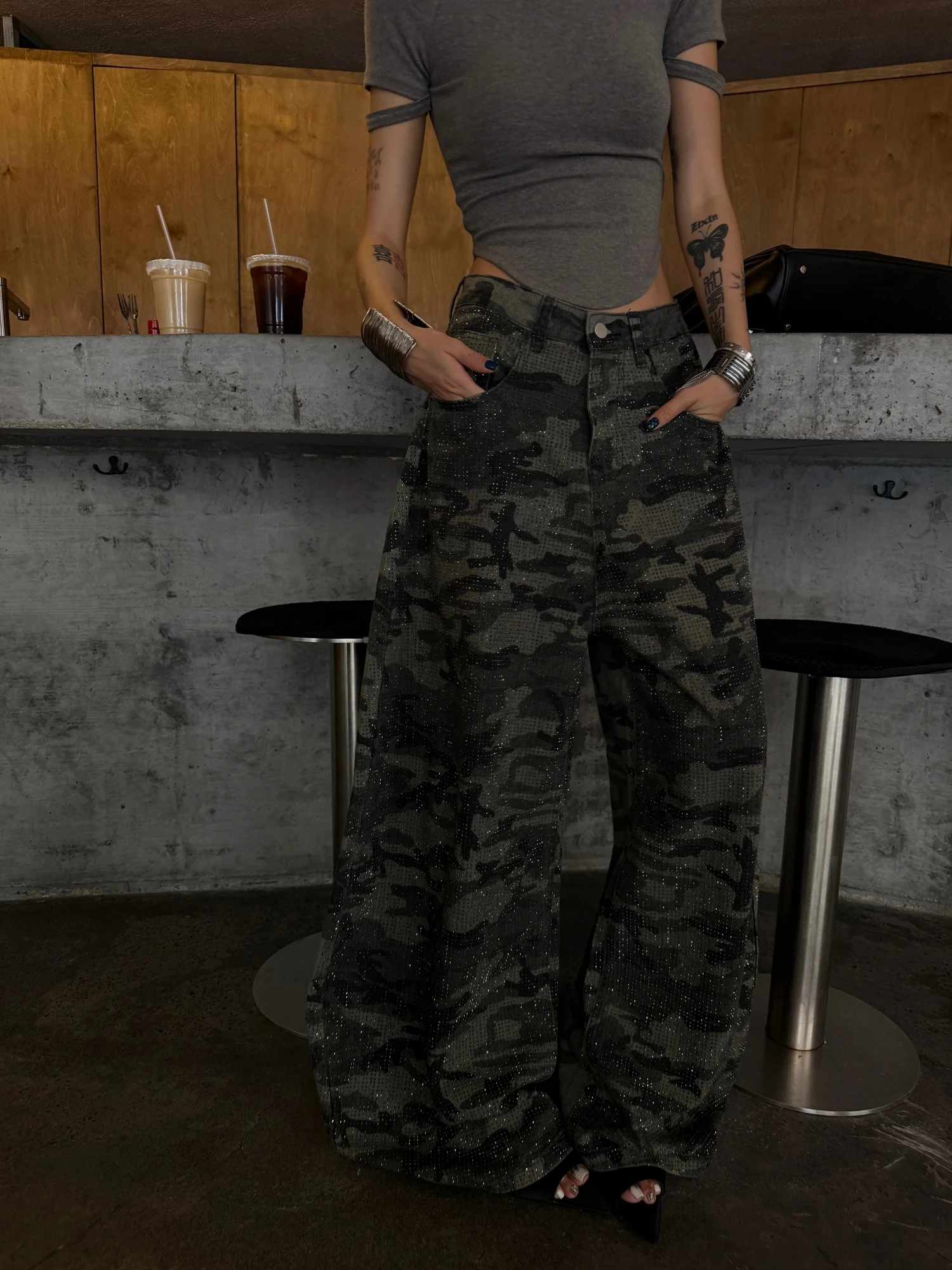 American Retro Rhinestone Camouflage Jeans High Street Loose Floor-Length Wide Leg Pants Unisex Street Micro Flared