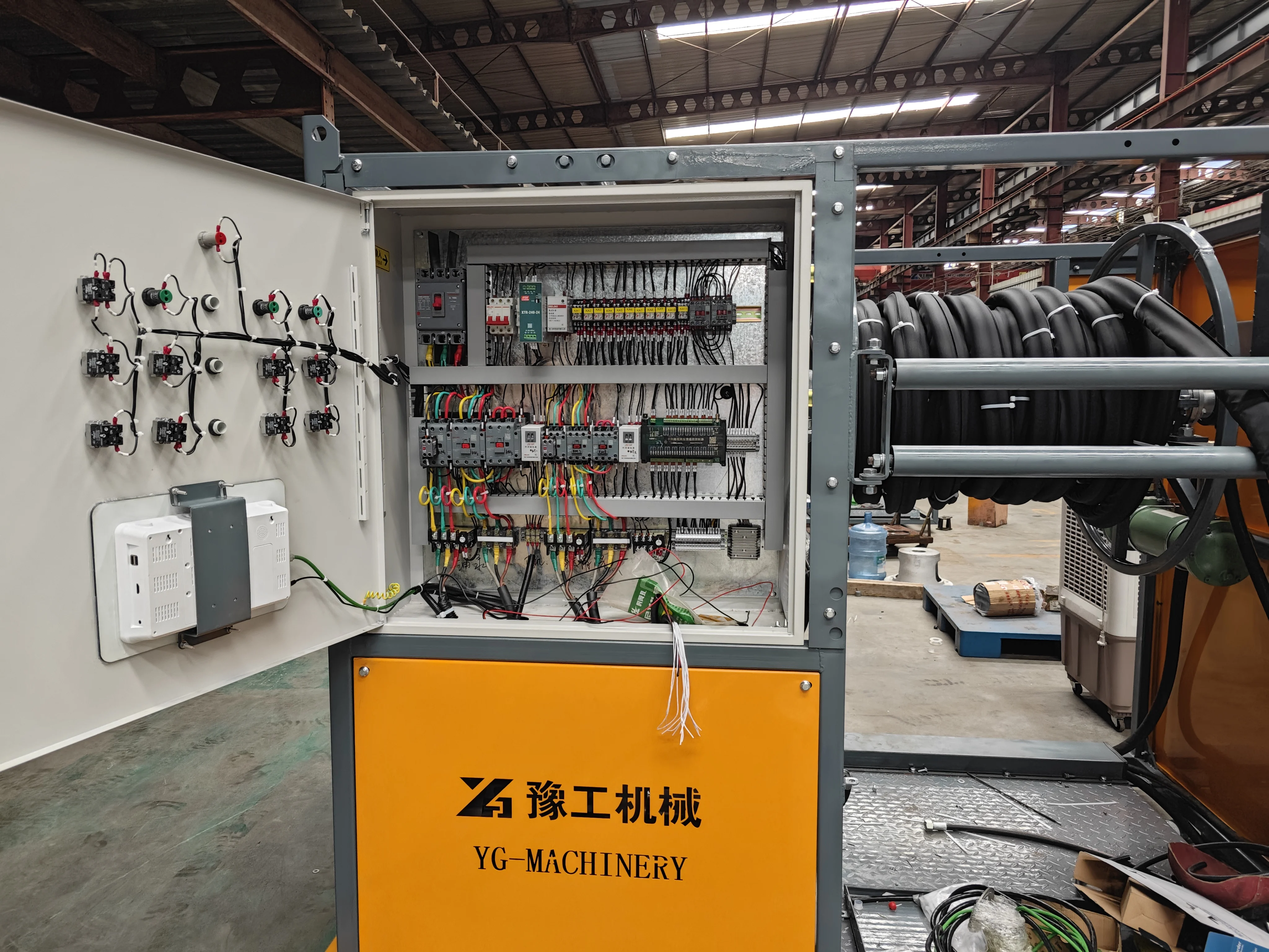 High Precision 22KW Underwater Dredging Robot 100CBM Silt Removal Equipment Reservoir Dam Cleaning Machine