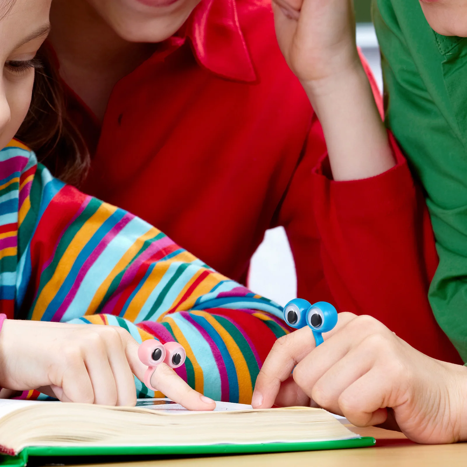 20 個の指輪大きな目の人形マルチカラー安全軽量ステージ教育ストーリーテリングロールプレイプレゼンテーションゲーム用